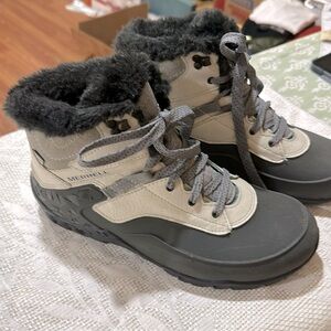 Women’s Hiking Trail Boots